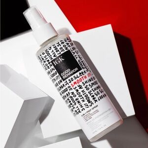 NEW IGK GOOD BEHAVIOR 4 IN 1 PREP SPRAY
4-IN-1 PREP SMOOTHING SPRAY